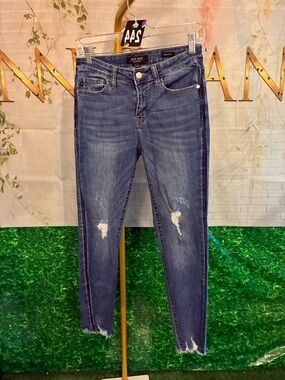 #244 Judy Blue Skinny Fit Distressed Jeans Size 9/29